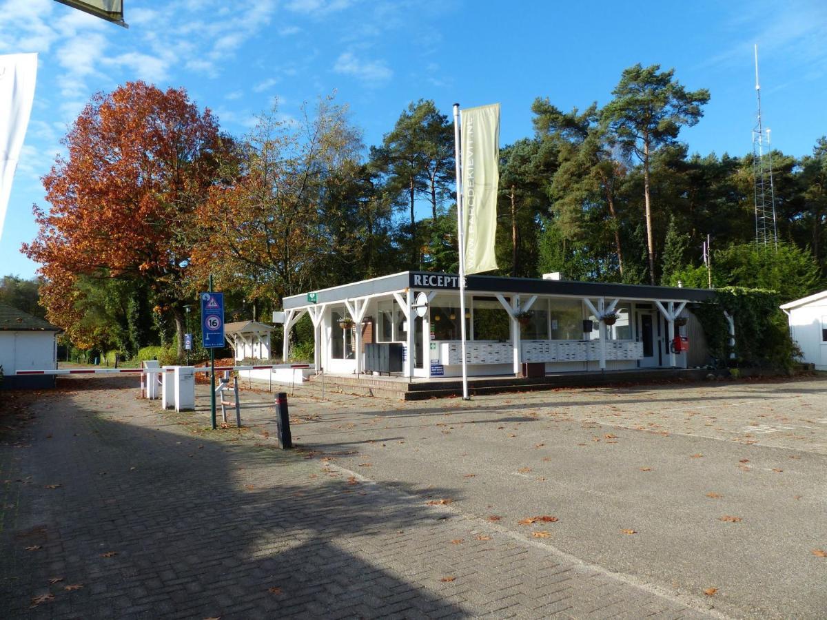 Comfortable Chalet With A Terrace At 3 Km From Baarle-Nassau Exterior foto